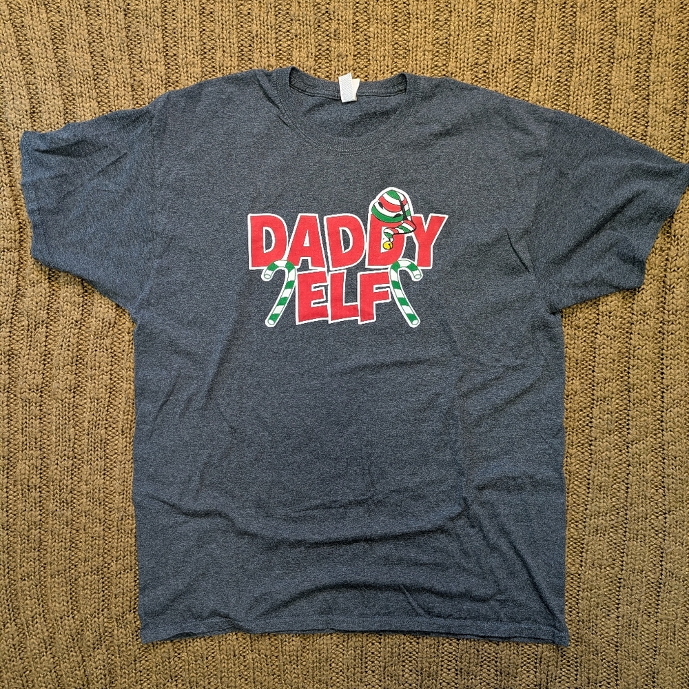 Holiday Shirt "Daddy Elf" Men's XL